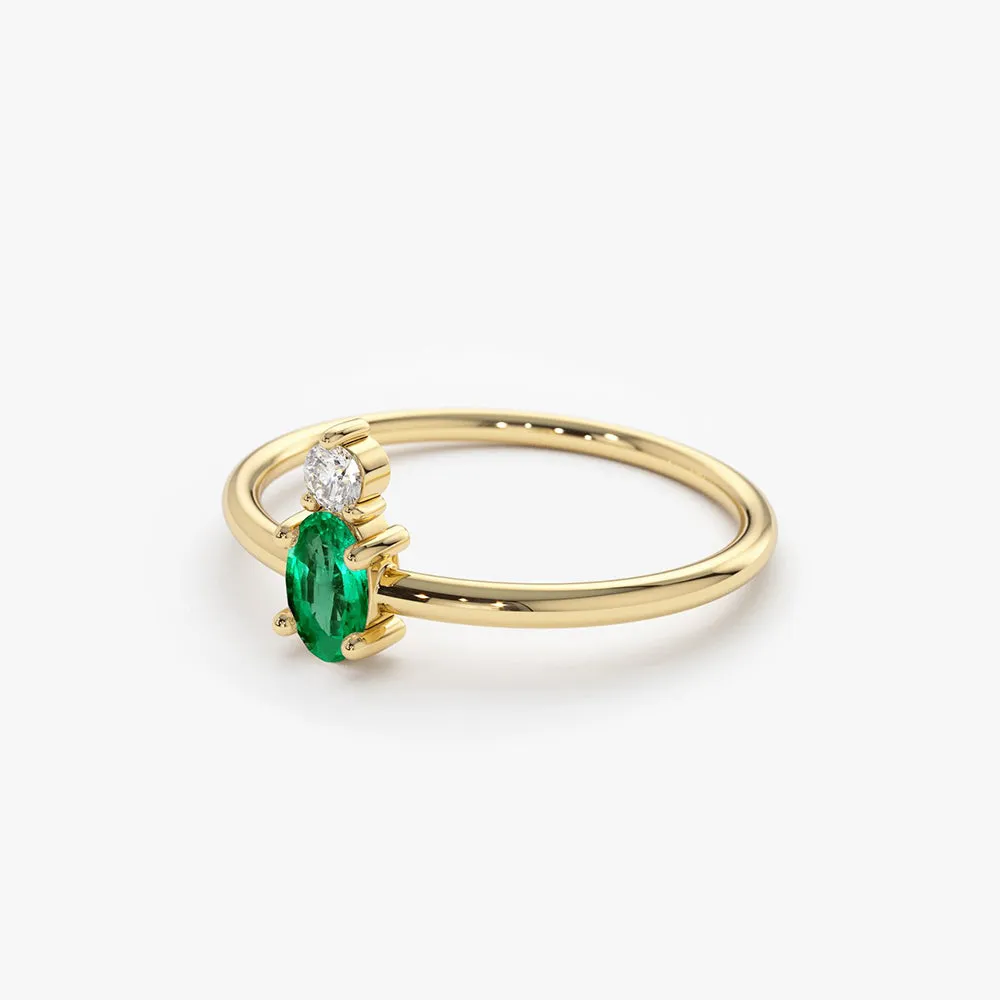 14K Gold Oval Emerald and Diamond Ring