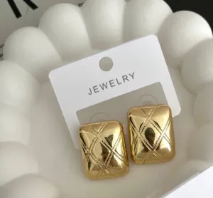 18K Cubic Stud Earrings