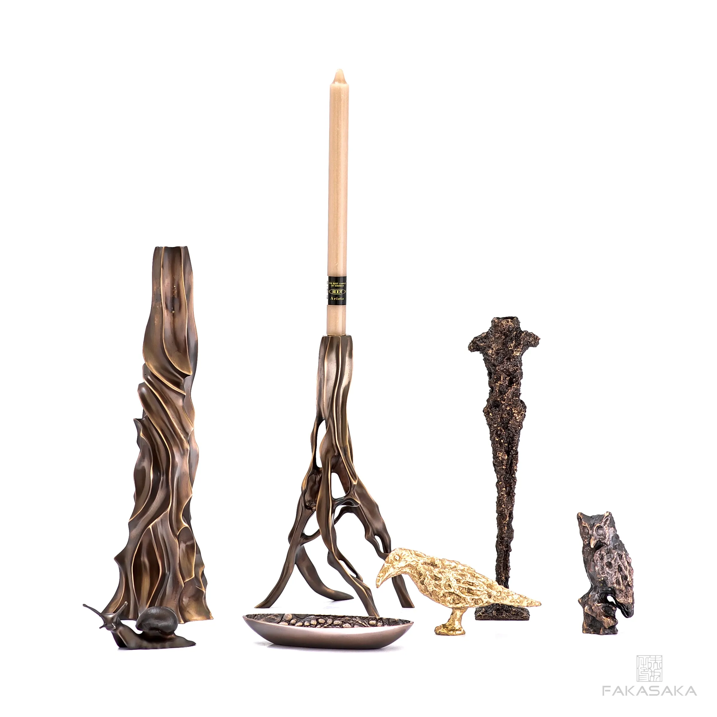 ALEXIA<br><br>CANDLE HOLDER<br><br>BLACKBROWN BRONZE