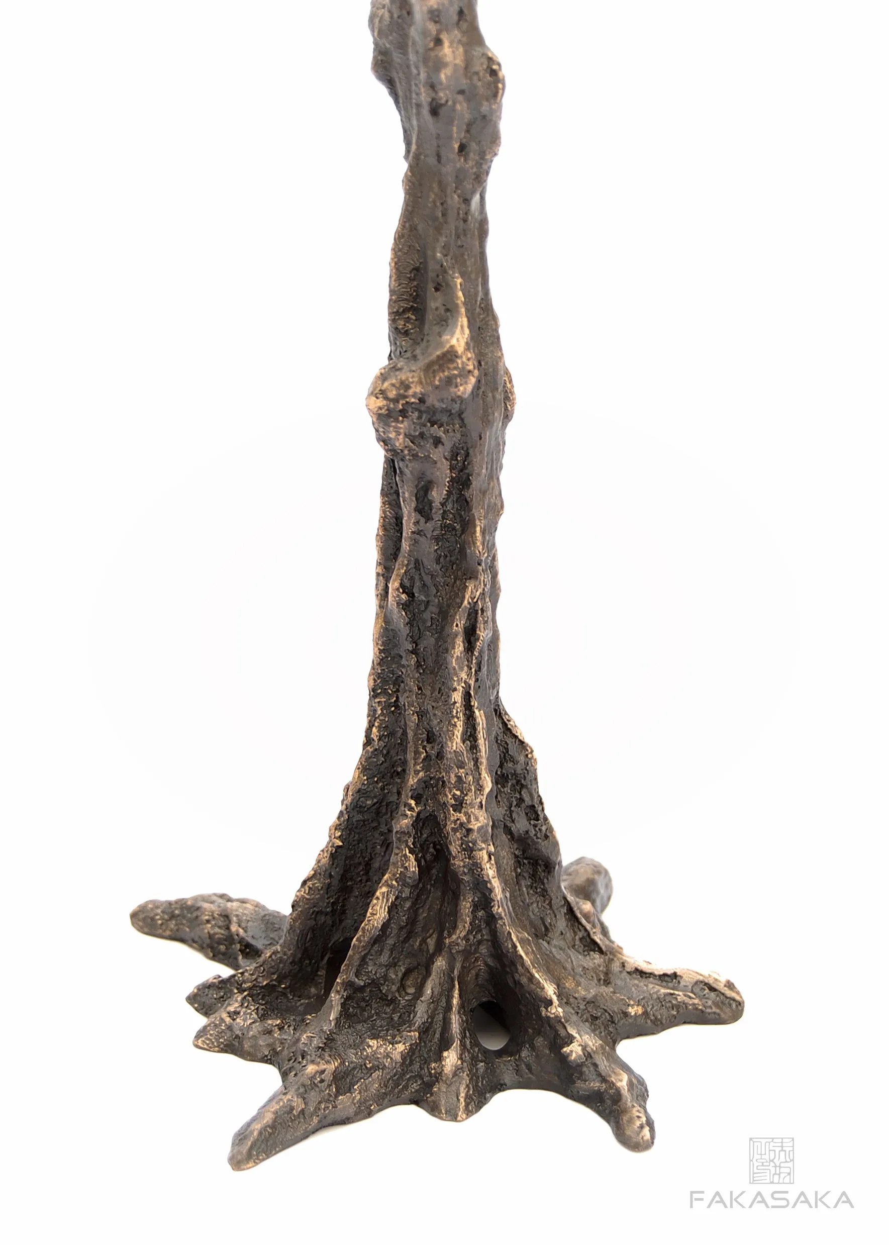 LEO<br><br>CANDLESTICK / SCULPTURE<br><br>BLACKBROWN BRONZE