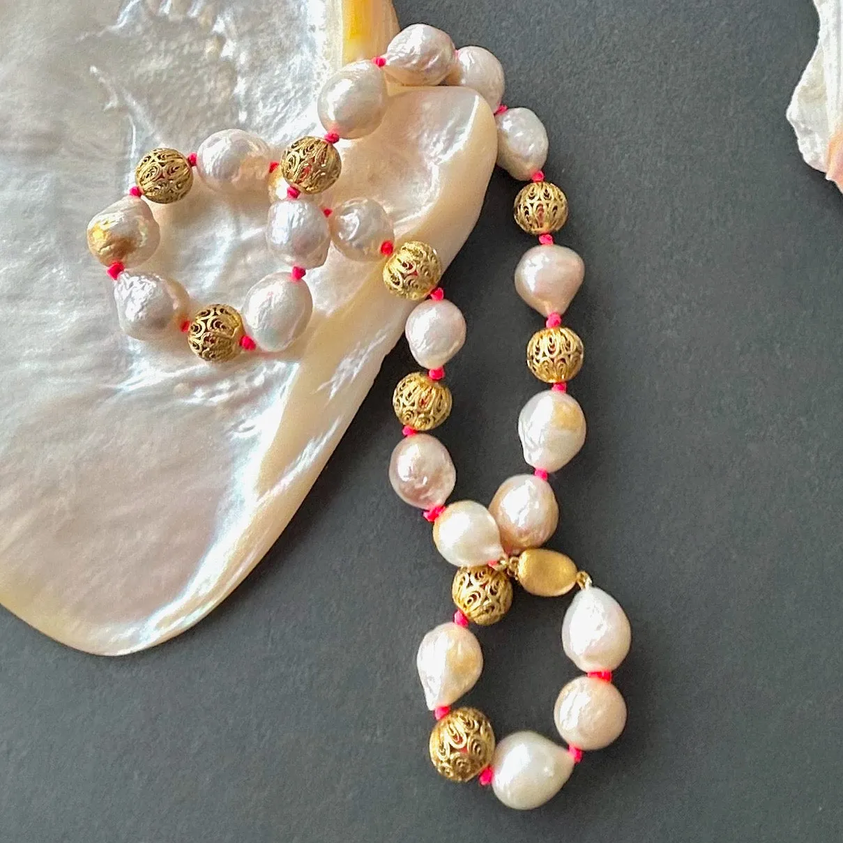 VINTAGE YET NEW GOLDEN FRESHWATER PEARL NECKLACE ON NEON PINK KNOTS